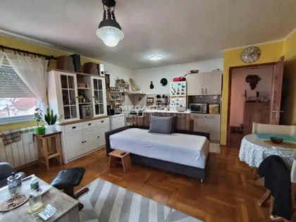 Popovačka | 4zida.rs