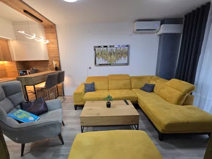 Vuka Bojovića | 4zida.rs