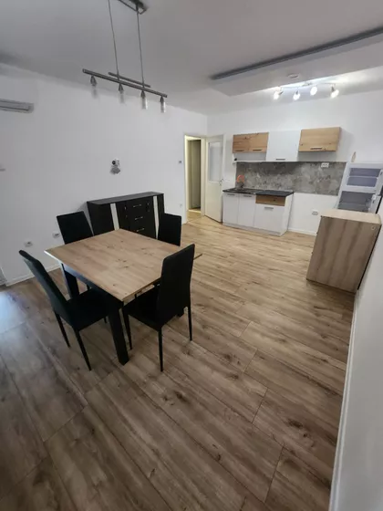 Gradske lokacije | 4zida.rs