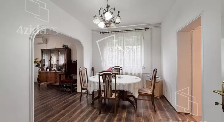 3-etažna kuća | 4zida