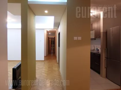 SKUPŠTINA | 4zida.rs