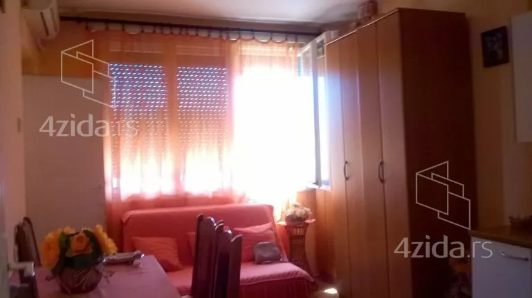 Garsonjera | 4zida