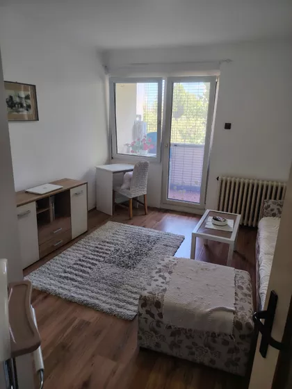 Šumska 9D | 4zida.rs