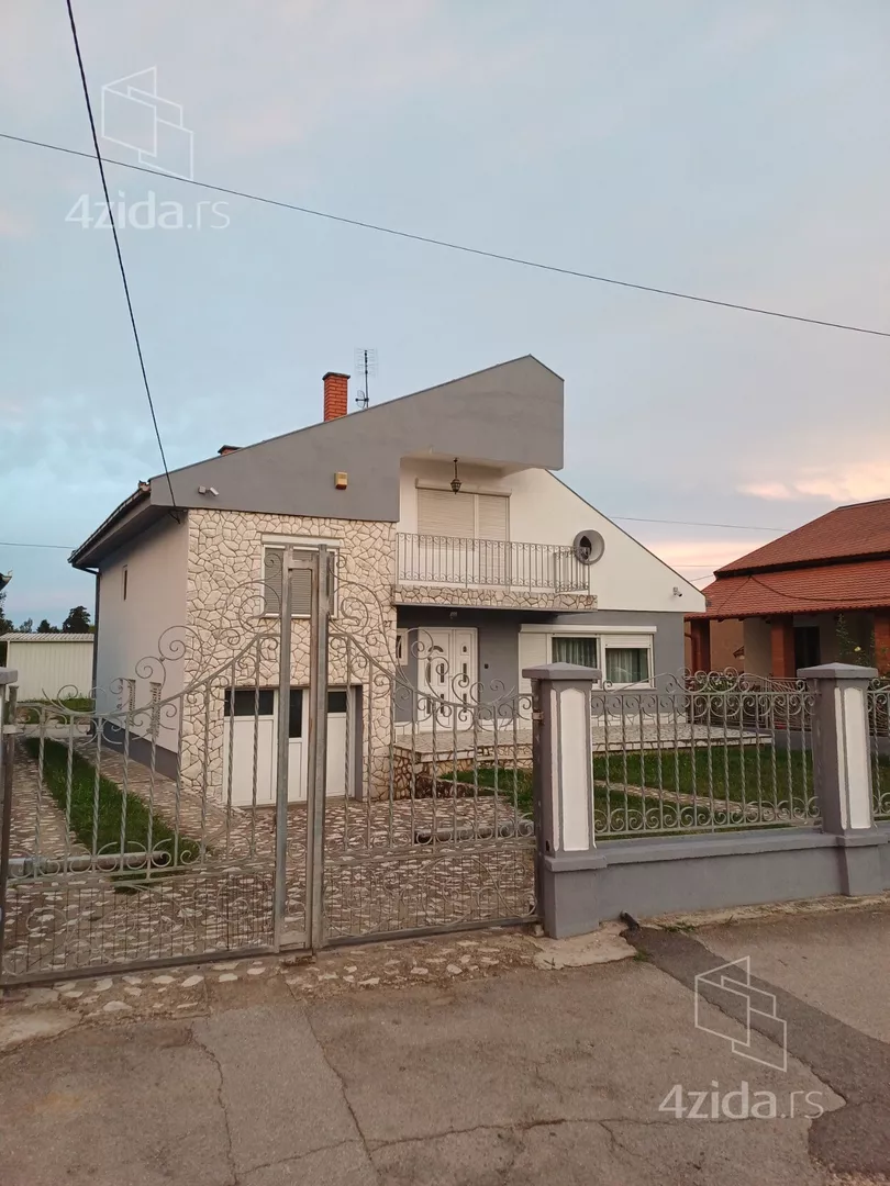 4-etažna kuća | 4zida