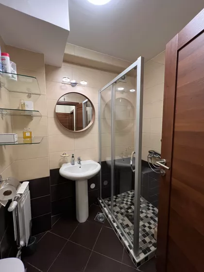 Učitelj Tasina 12 | 4zida.rs