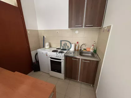 Dom Zdravlja | 4zida.rs