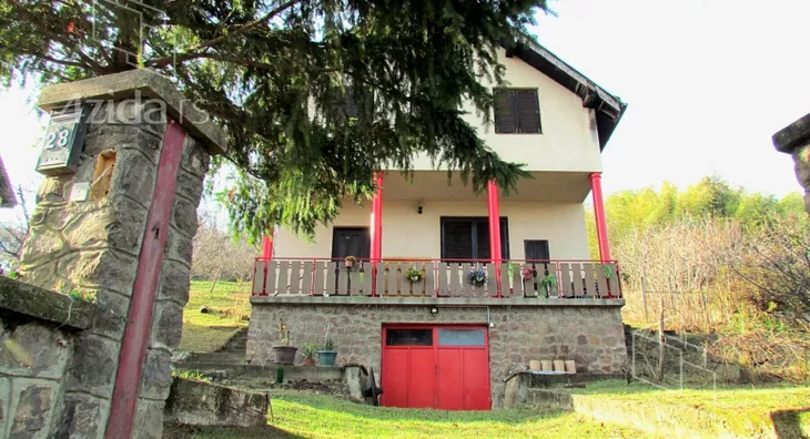 2-etažna kuća | 4zida