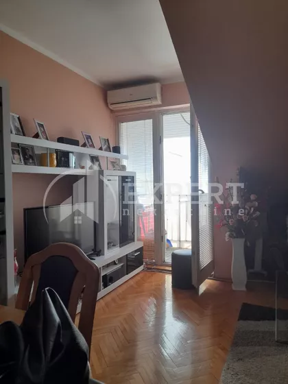 Milovana Jovanovića | 4zida.rs