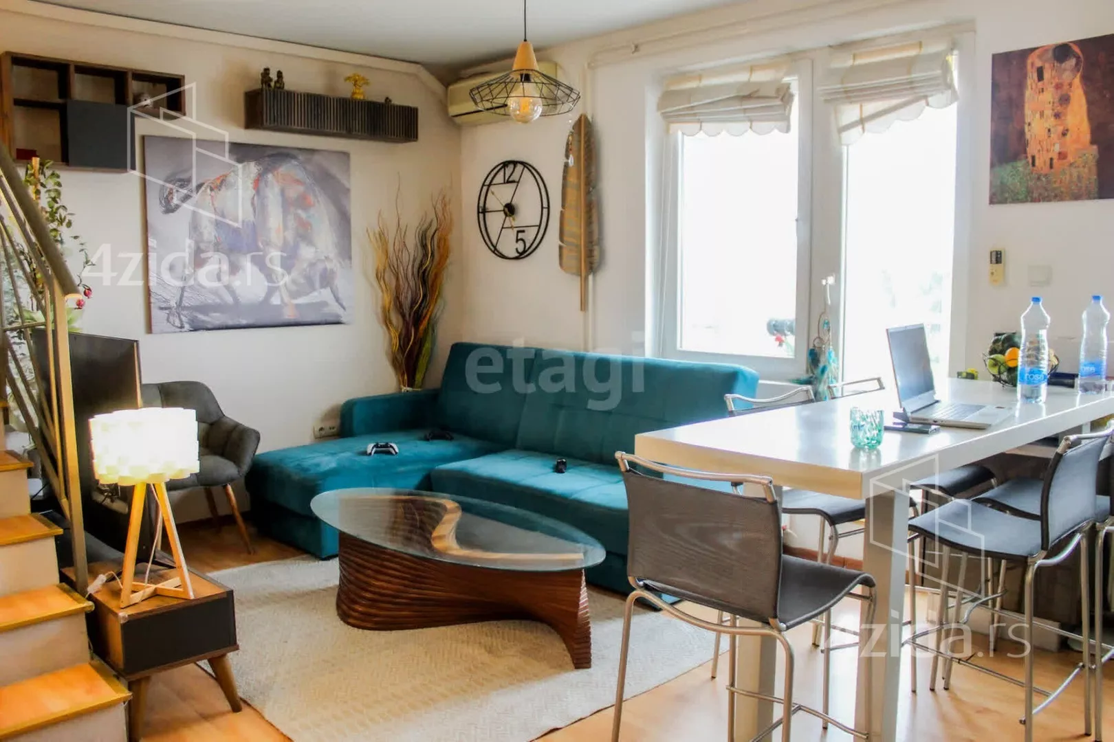 Dvoiposoban stan | 4zida