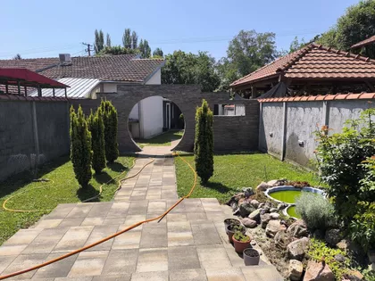Mali Radanovac | 4zida.rs