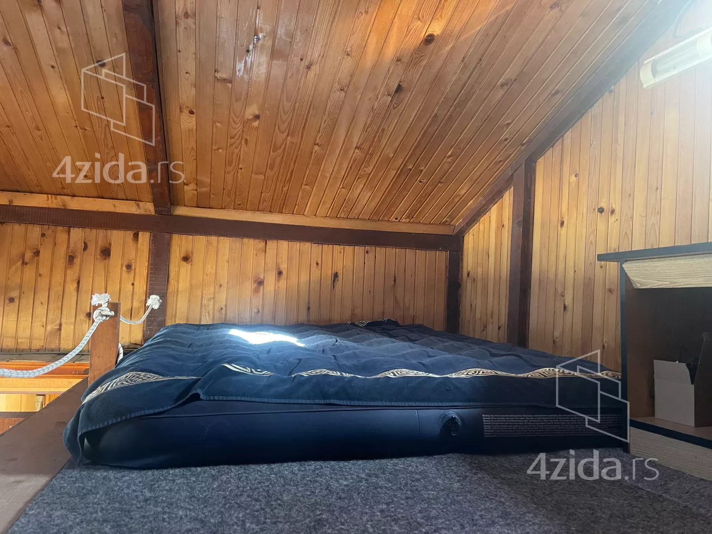 Turistički objekat | 4zida