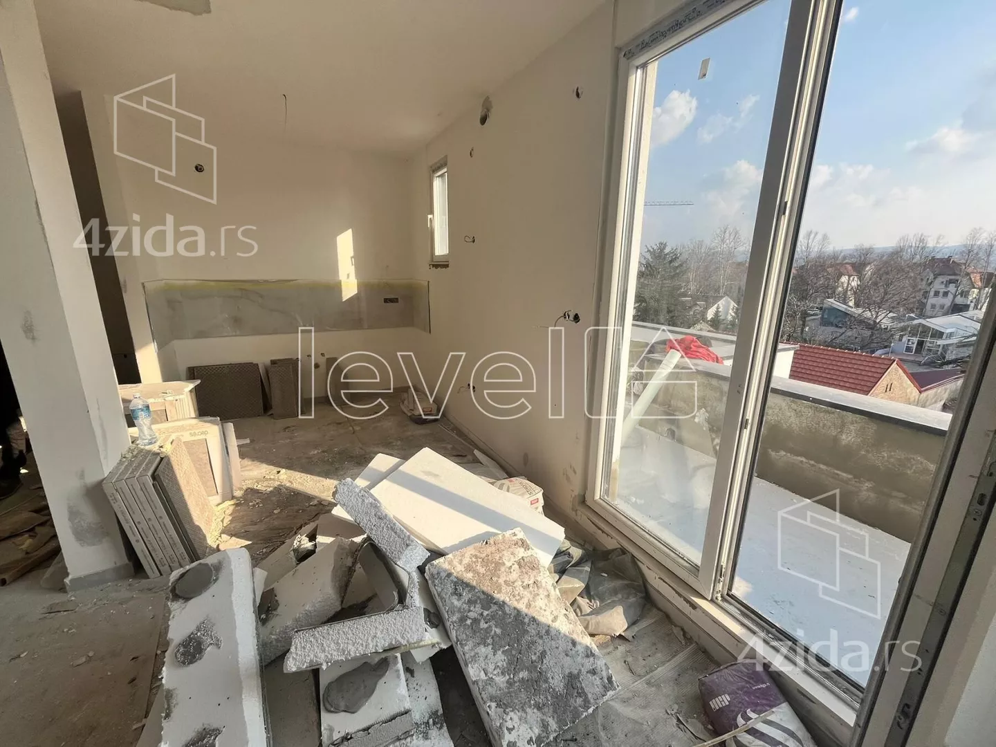 Petosoban stan | 4zida