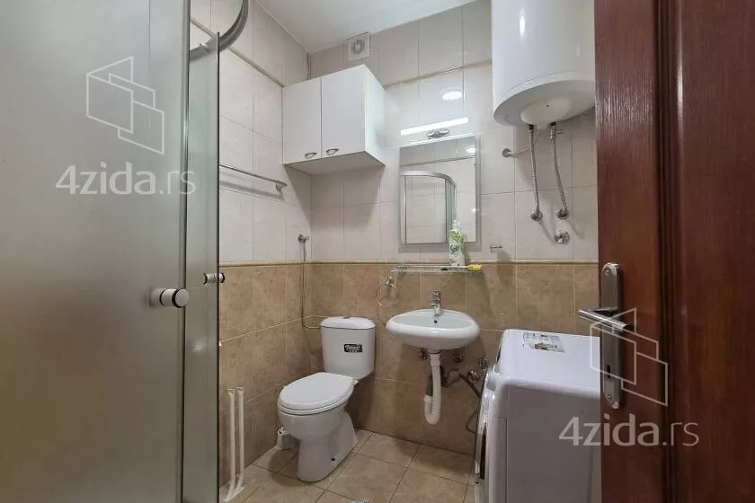 Garsonjera | 4zida