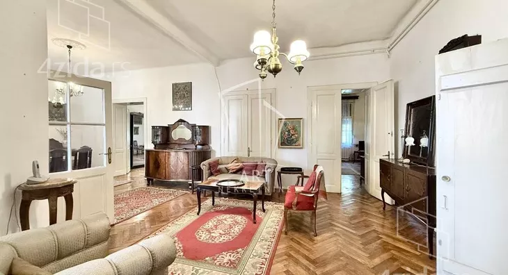 Četvoroiposoban stan | 4zida