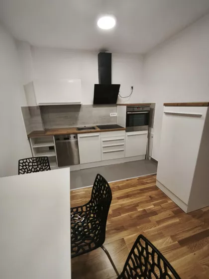 Oslobođenja | 4zida.rs