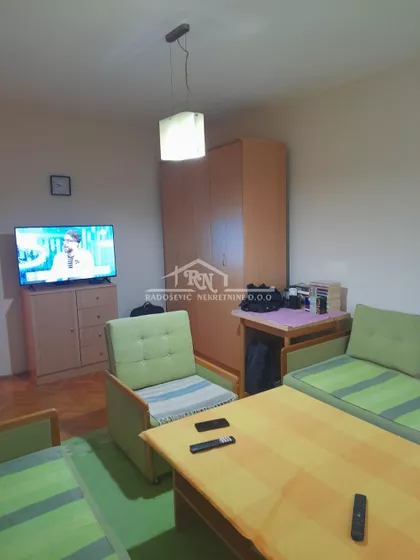 Darinke Radović | 4zida.rs