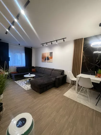 Gradske lokacije | 4zida.rs