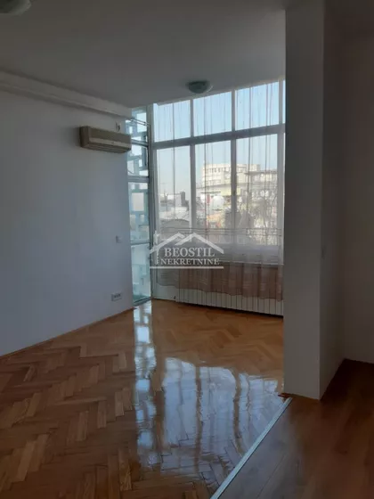 Majke Jevrosime | 4zida.rs