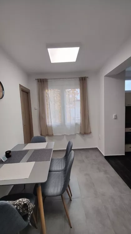 Kertvaroš | 4zida.rs