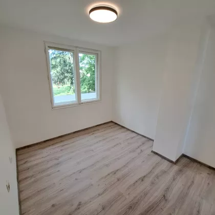 Trg Maršala Tita 1 | 4zida.rs