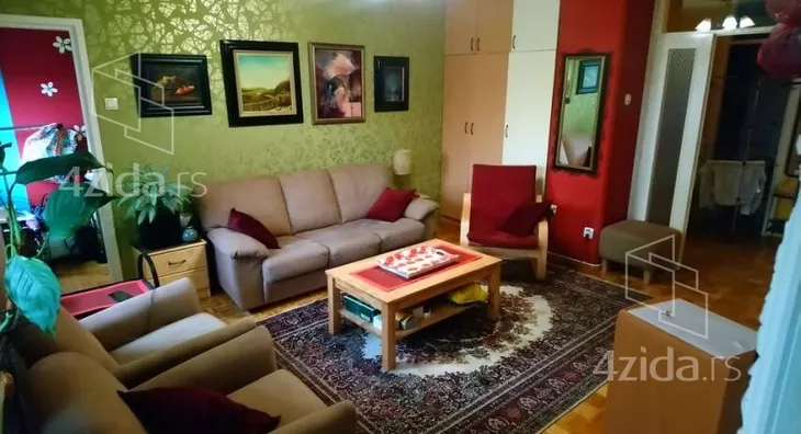 Troiposoban stan | 4zida