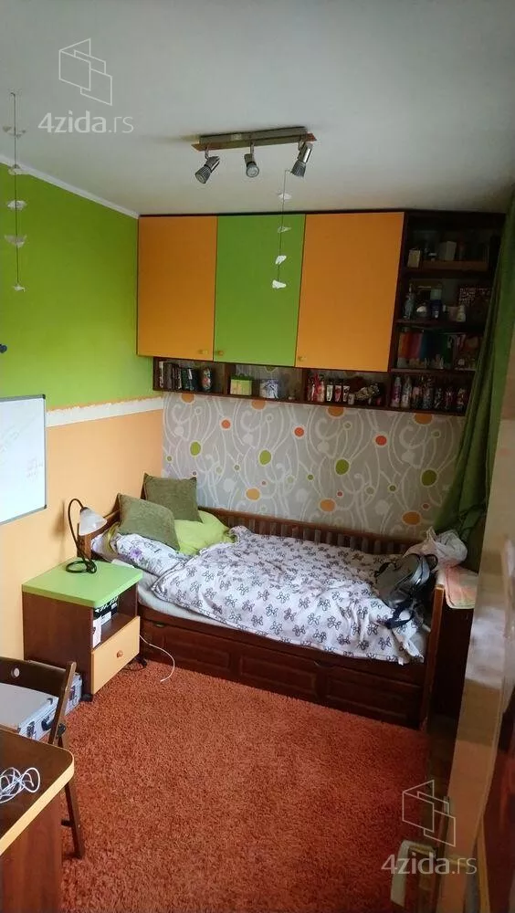 Troiposoban stan | 4zida