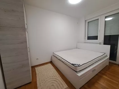 Cara Dušana | 4zida.rs