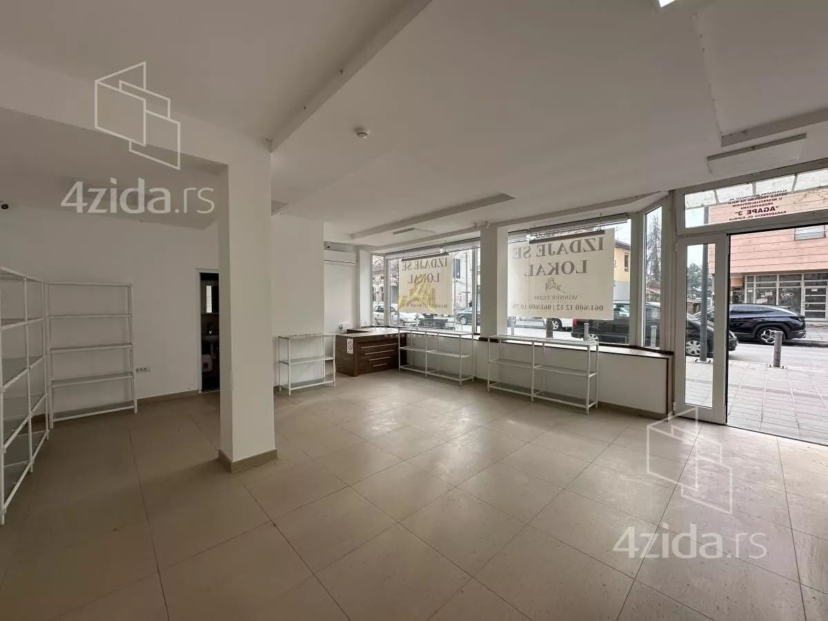 Poslovni prostor | 4zida