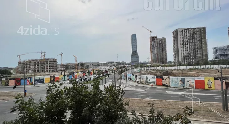 Petosoban stan | 4zida