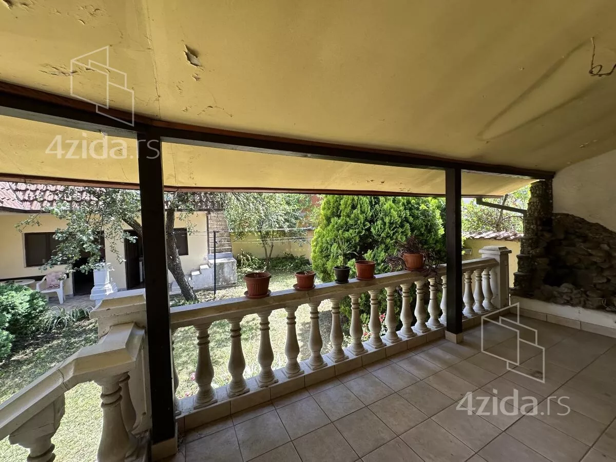 Kuća | 4zida