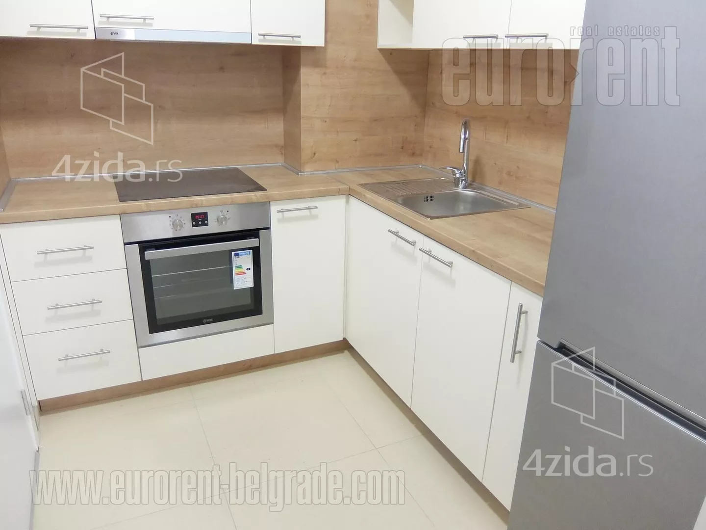 Četvoroiposoban stan | 4zida