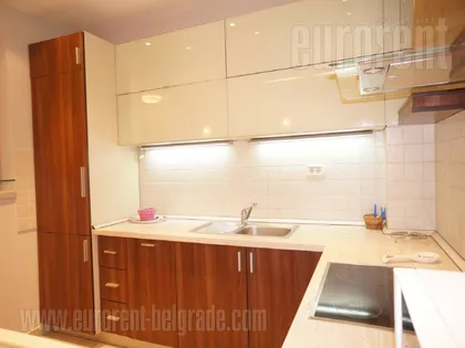 HRAM SVETOG SAVE | 4zida.rs