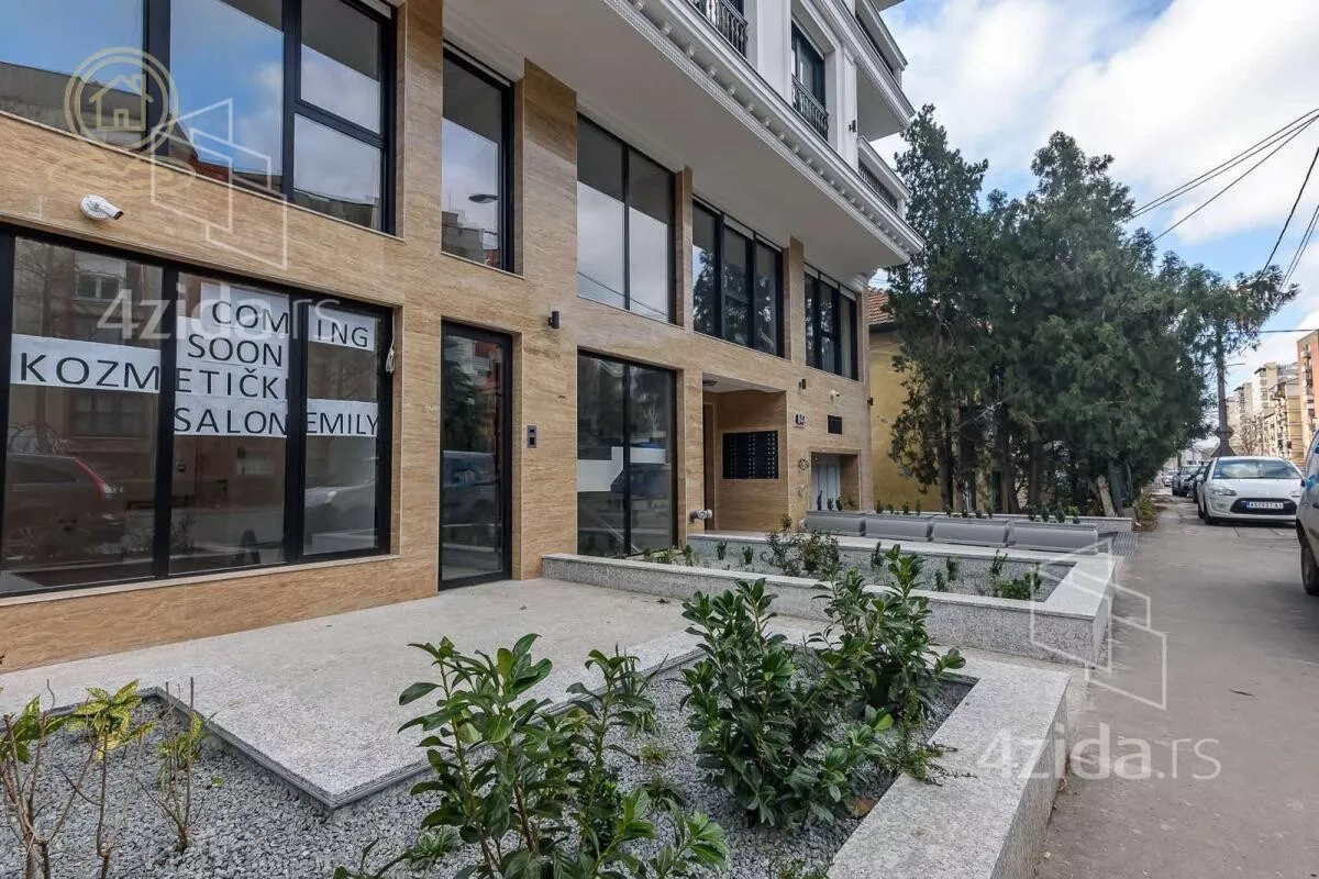 Poslovni prostor | 4zida