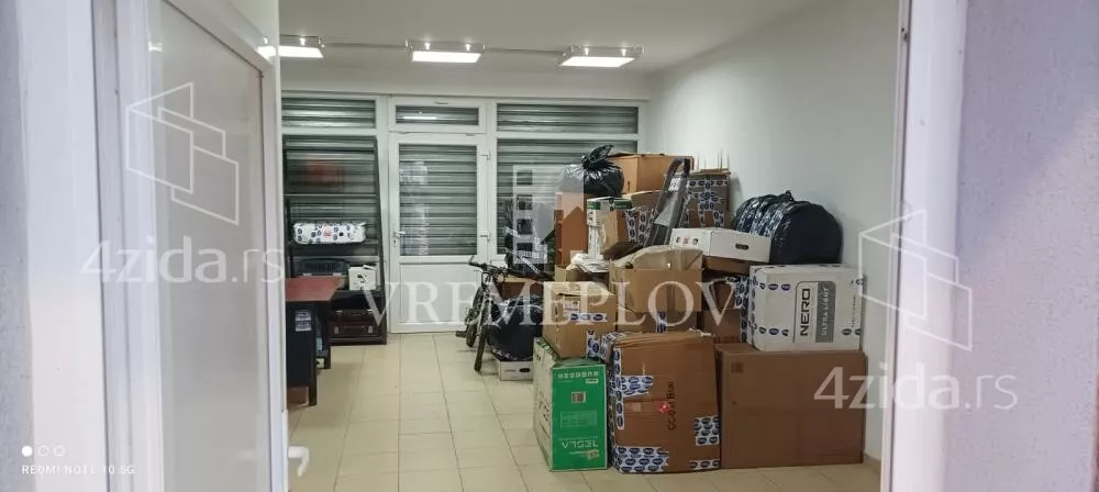 Poslovni prostor | 4zida