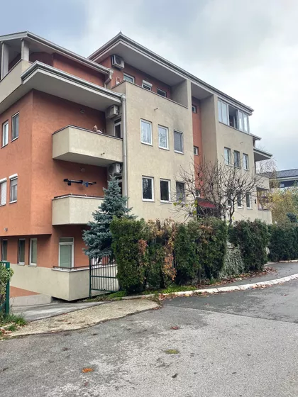 Miroslava Krleže 6 | 4zida.rs