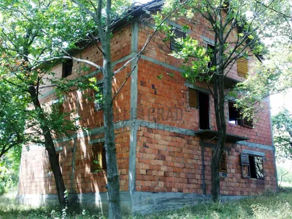 Mandra | 4zida.rs