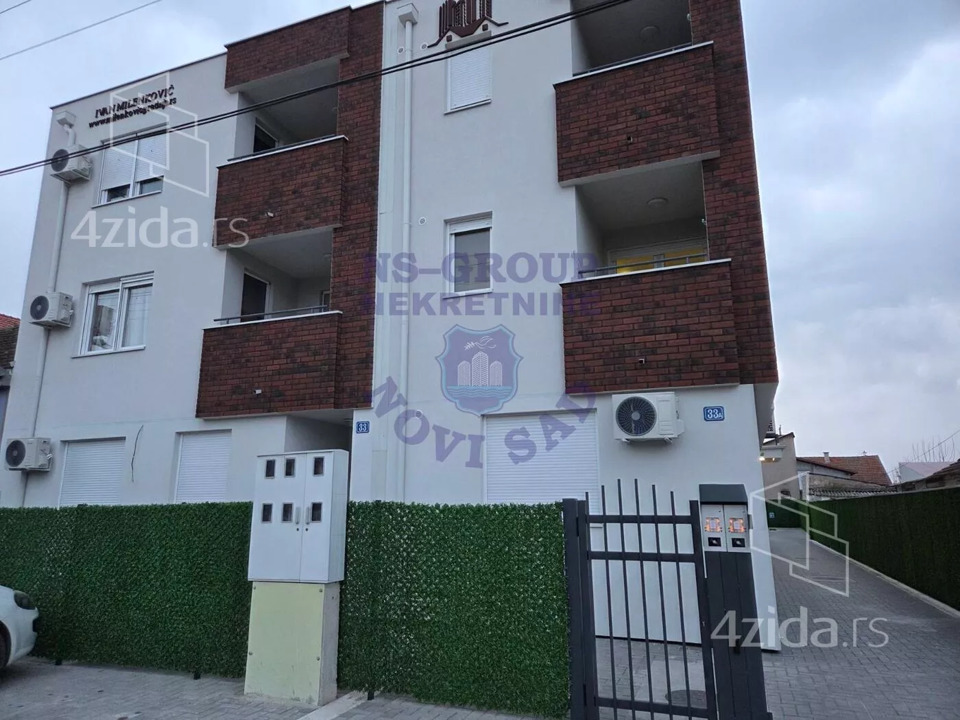 Jednoiposoban stan | 4zida