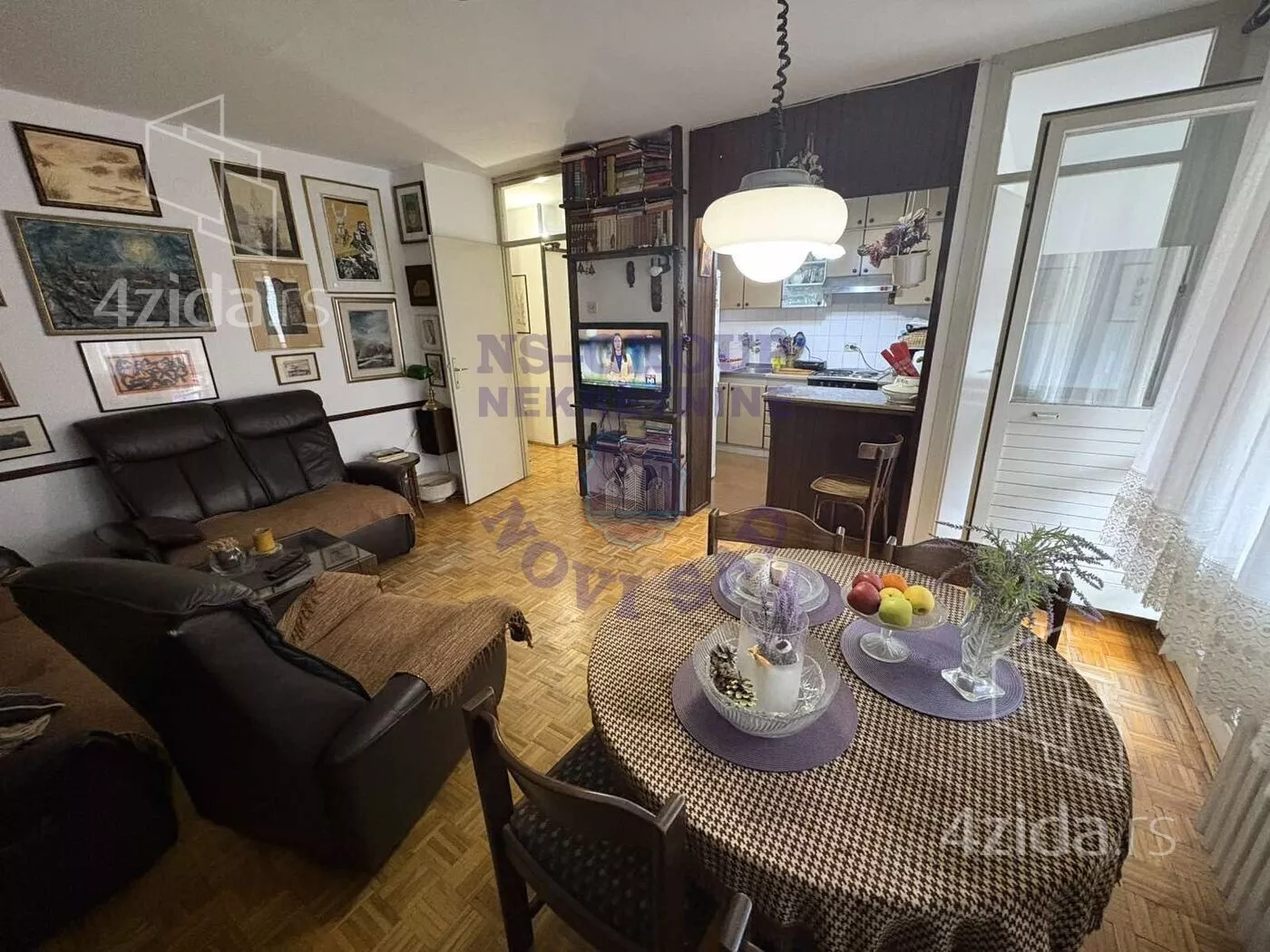 Dvoiposoban stan | 4zida