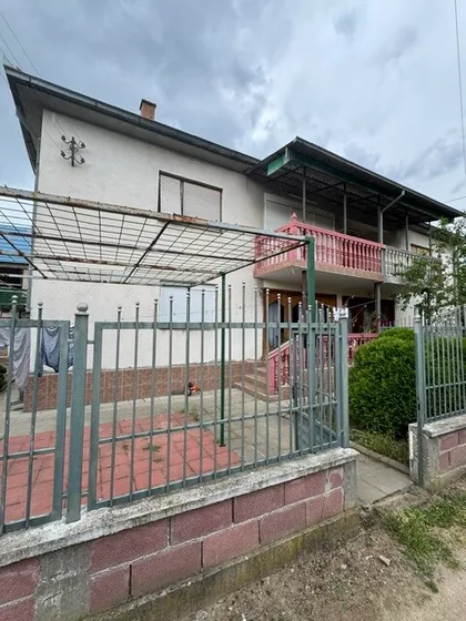 Donja Lokošnica | 4zida.rs