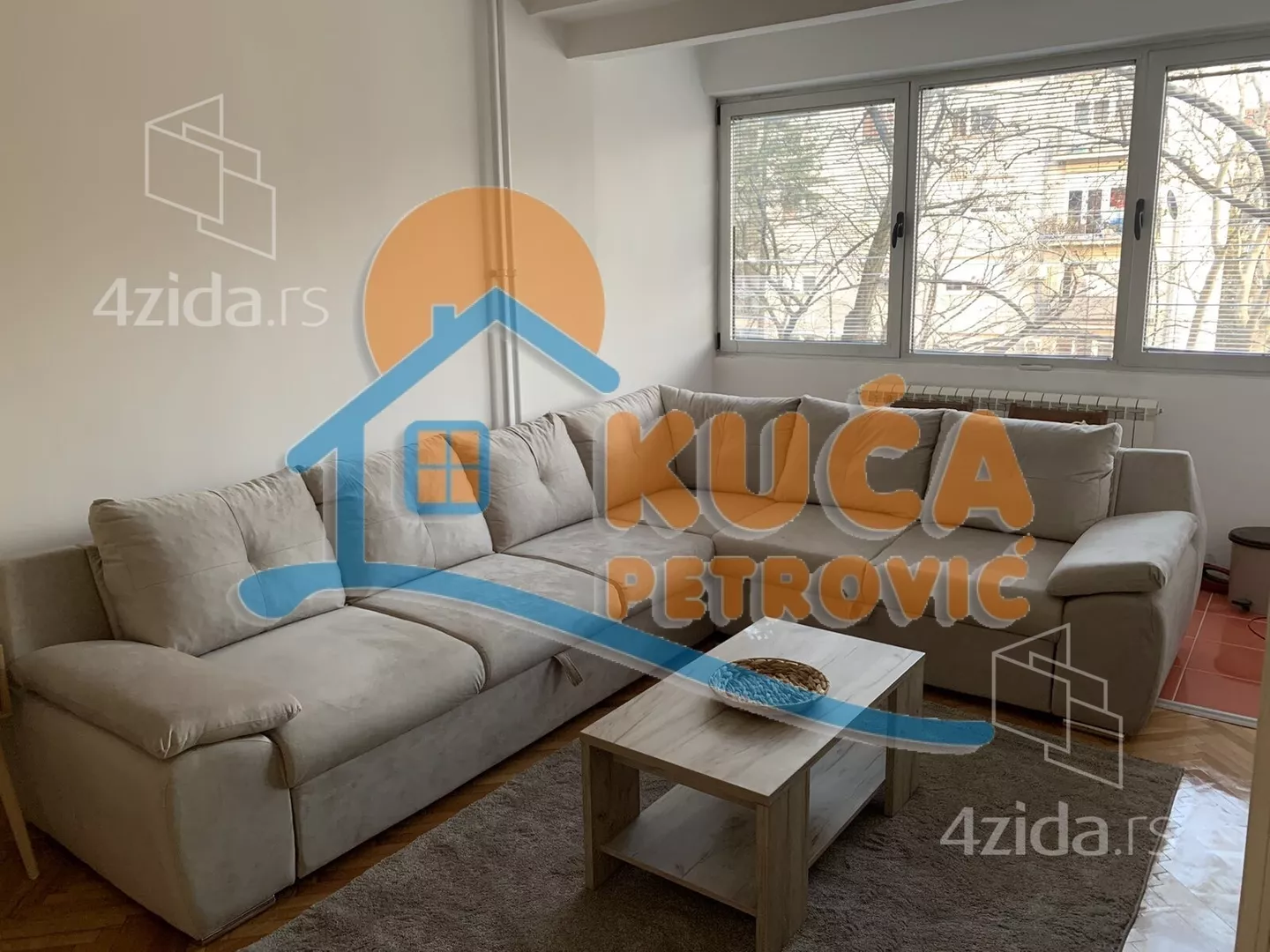 Dvoiposoban stan | 4zida