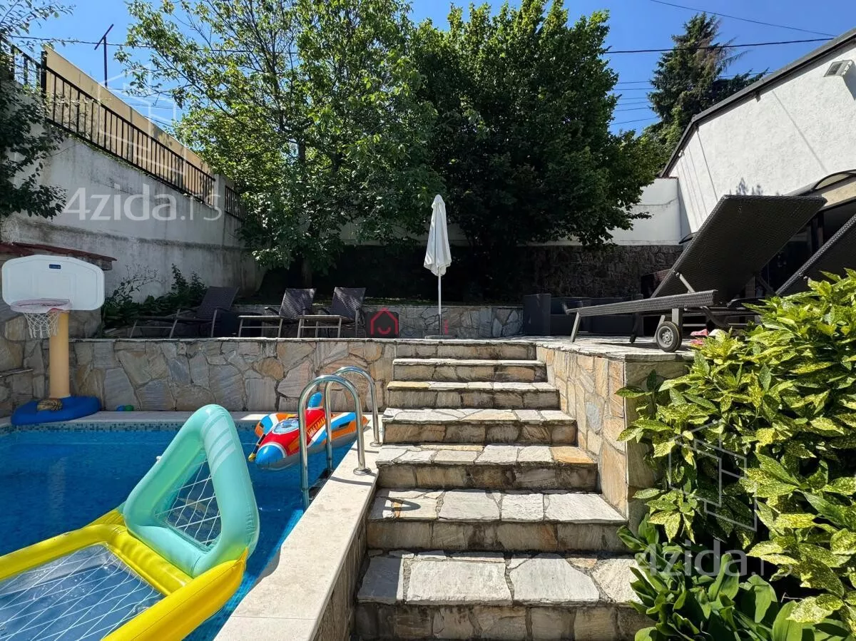 Kuća | 4zida