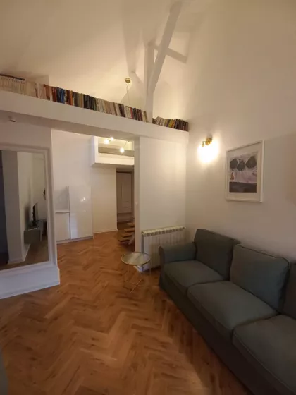 Cara Uroša | 4zida.rs