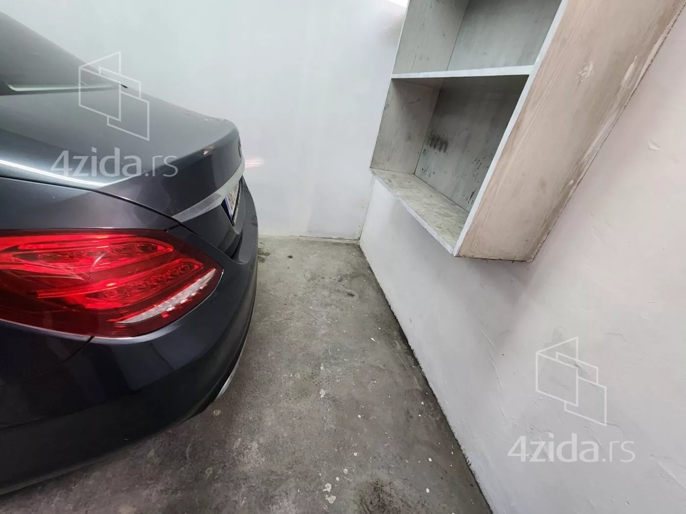 Garaža | 4zida