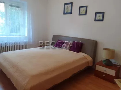 Dzona Kenedija | 4zida.rs