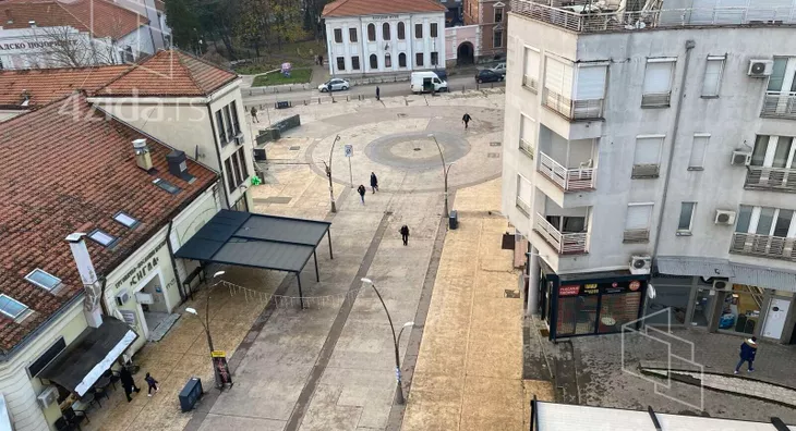 Četvoroiposoban stan | 4zida