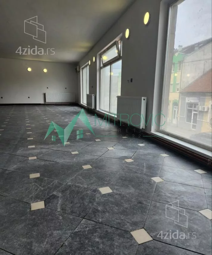 Poslovni prostor | 4zida
