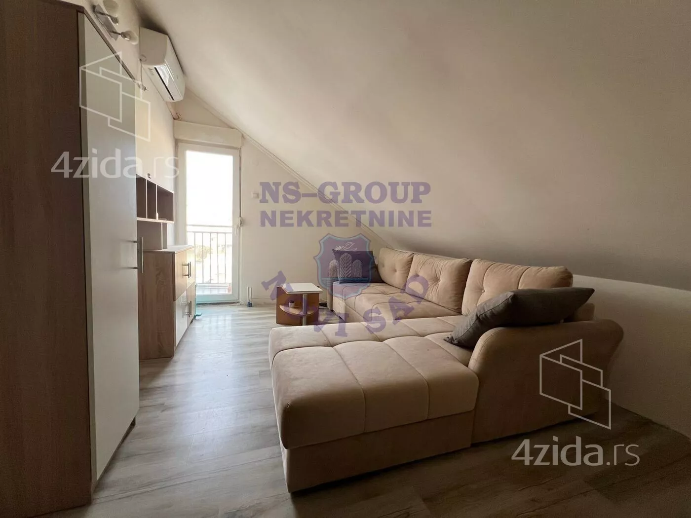 Dvoiposoban stan | 4zida