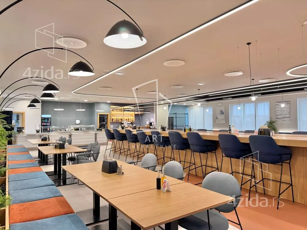 Poslovni prostor | 4zida