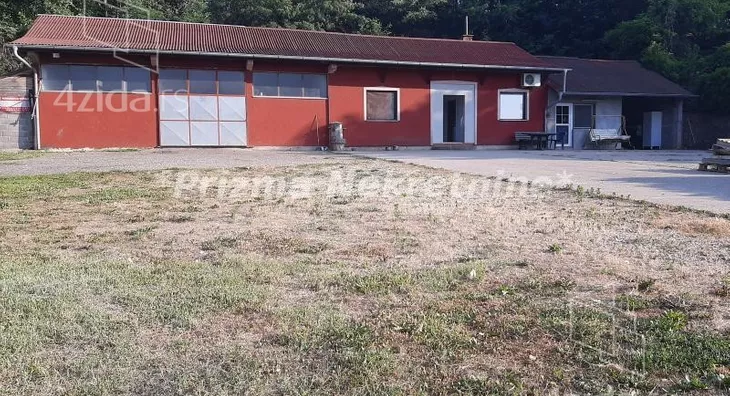 Poslovni prostor | 4zida