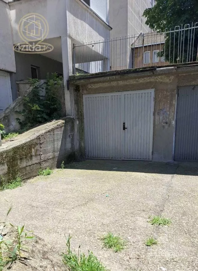 Garaža | 4zida